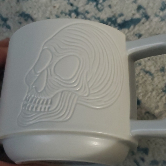 White Skull Glass Halloween Starbucks Mug 12 Fl Oz - Picture 3 of 4